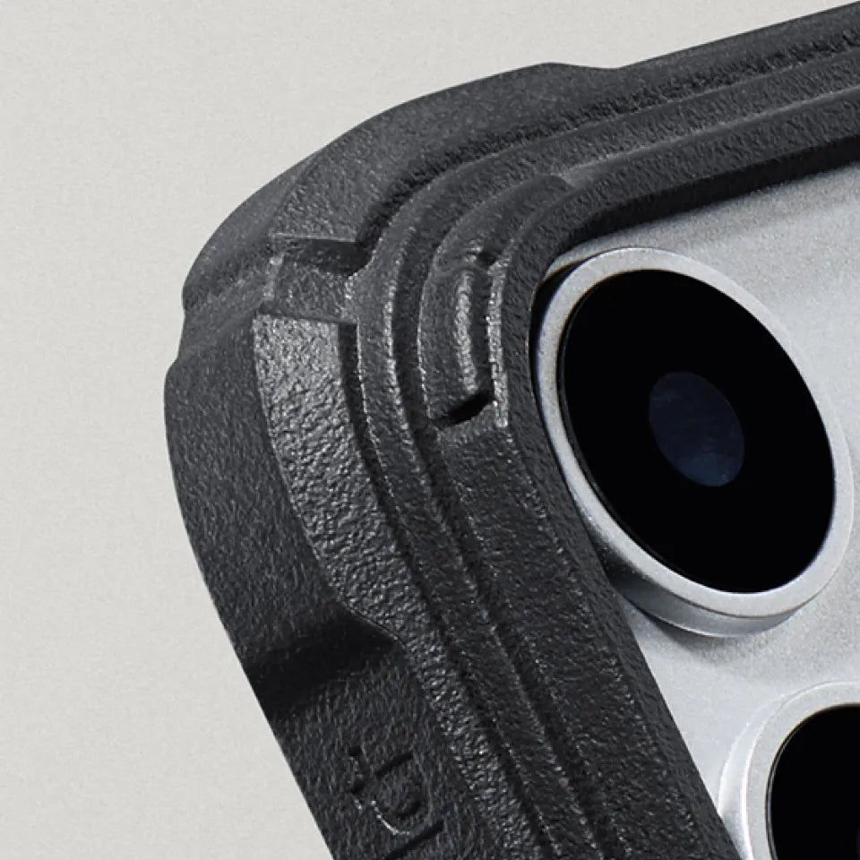 Bow-Arc Eckenschutz 2.0 – Cairn Case iPhone 18 - 1