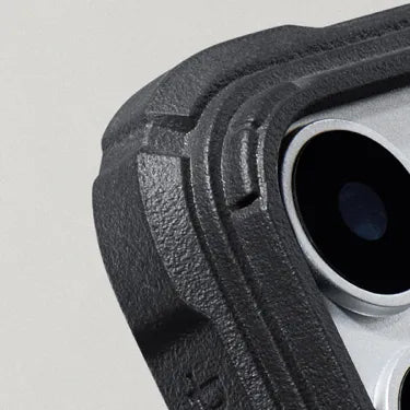 Bow-Arc Eckenschutz 2.0 – Cairn Case iPhone 18 - 1