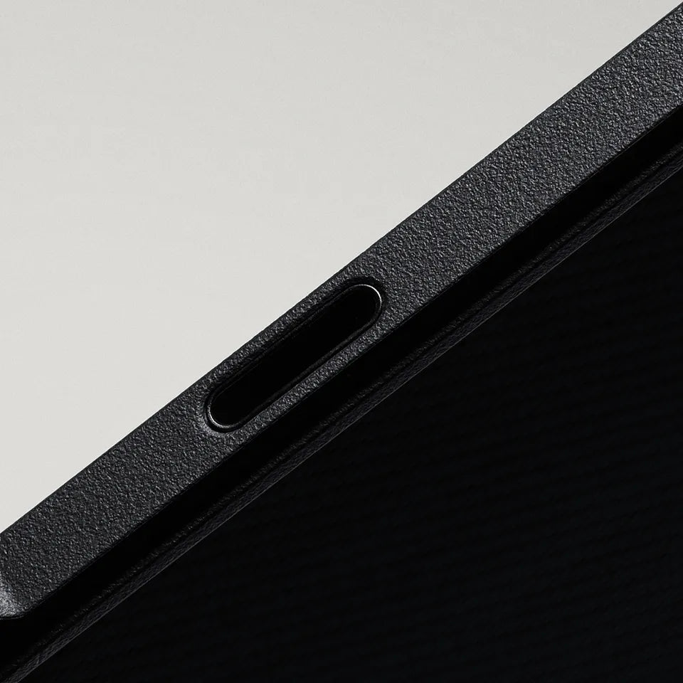 Nahtlos integrierter kapazitiver Button – Cairn Case iPhone 18 - 1