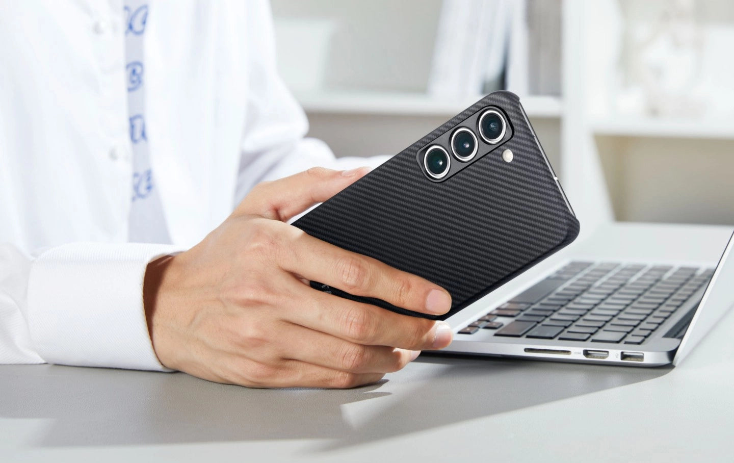 PITAKA Aramid Fiber Cases for Samsung Galaxy Series