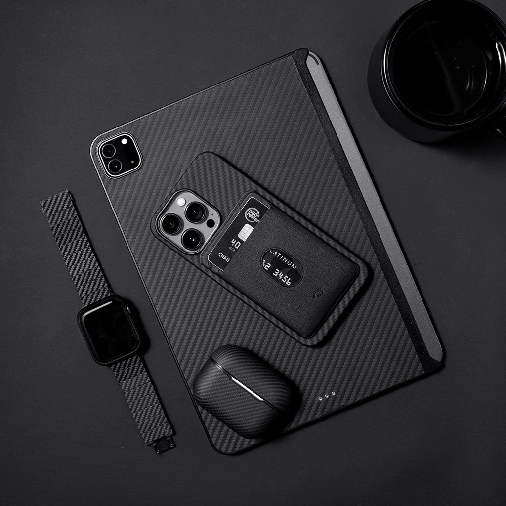 Magnetische iPhone Kartenhülle – PITAKA Germany