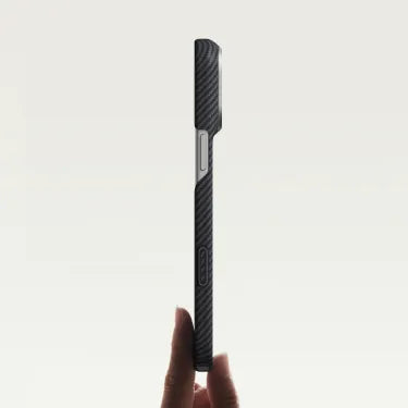 Papierdünn & federleicht – Edge Case iPhone 18 - 1