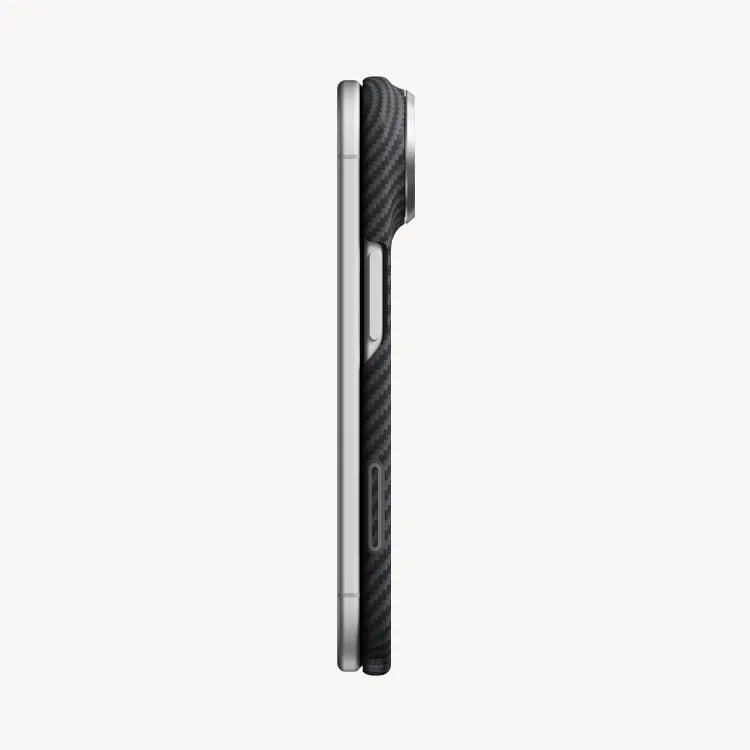 Papierdünn & federleicht – Edge Case iPhone 18 - 1