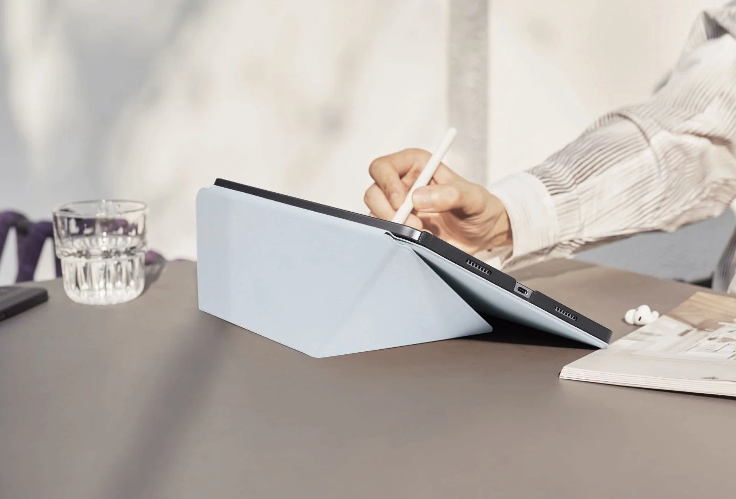 MagEZ Folio 2 for iPad Pro 2022/2021/2020/2018